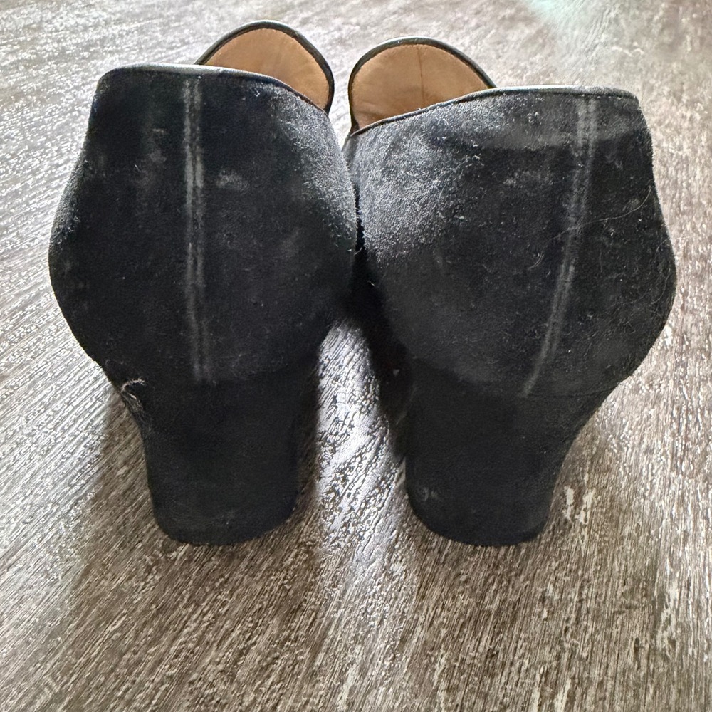 Salvatore Ferragamo Loafer Pump Women 9 Black Suede Tassel Square Toe Block Heel - Picture 3 of 8